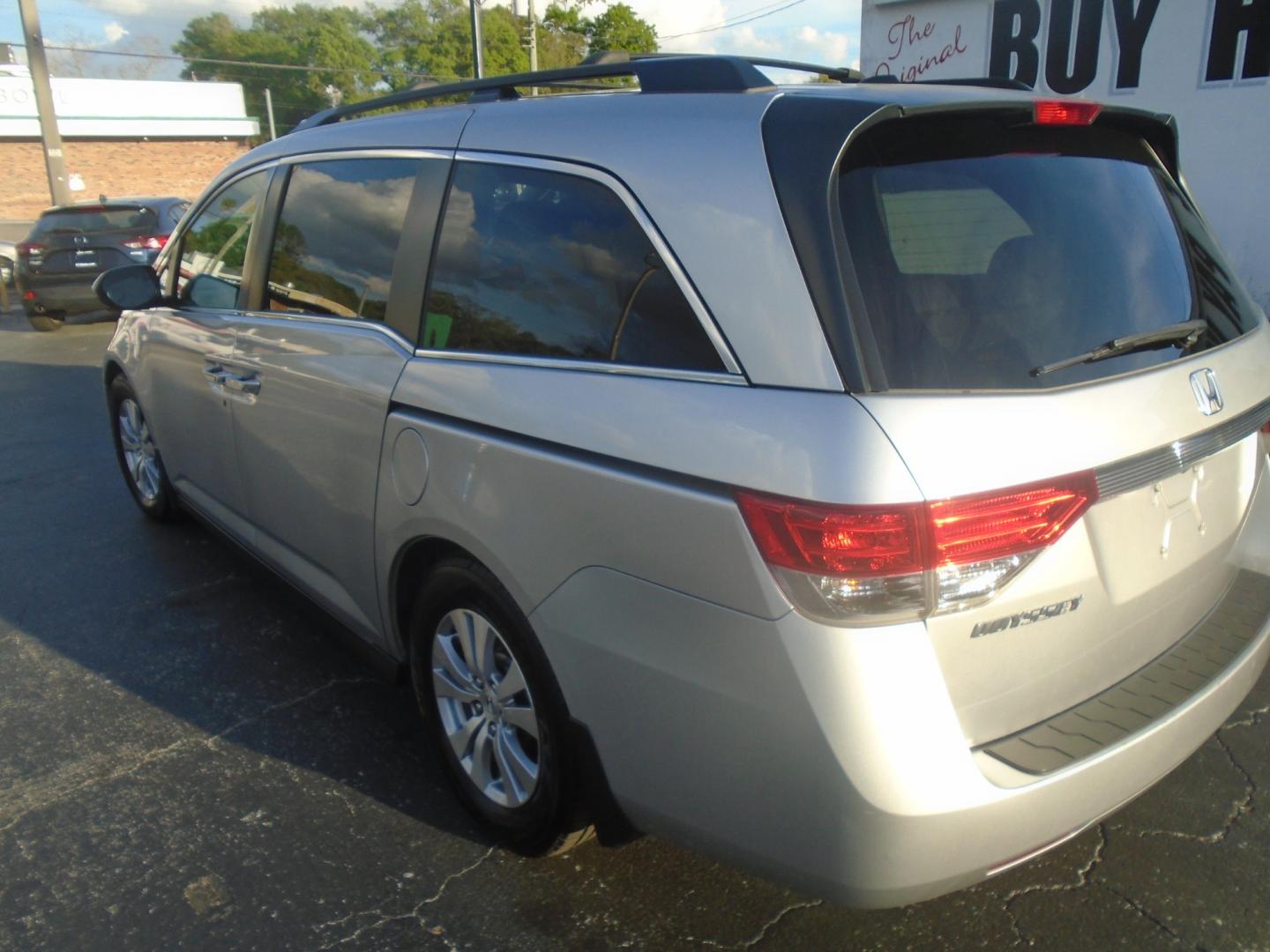 2014 Honda Odyssey (5FNRL5H62EB) , located at 6112 N Florida Avenue, Tampa, FL, 33604, (888) 521-5131, 27.954929, -82.459534 - Photo#5